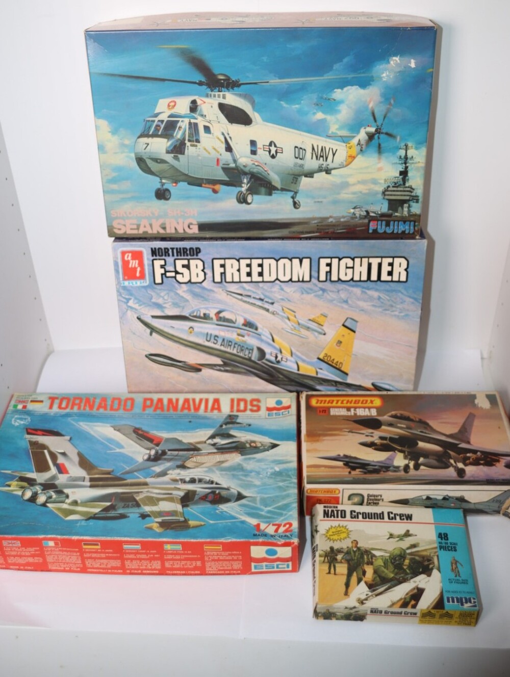 Lot of Vintage Aircraft Model Kits